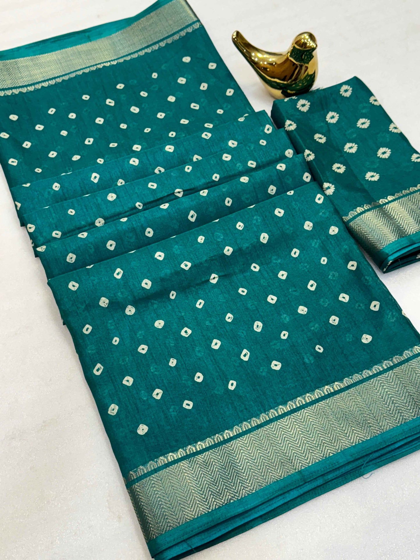 Beautiful Bandhani Print Saree