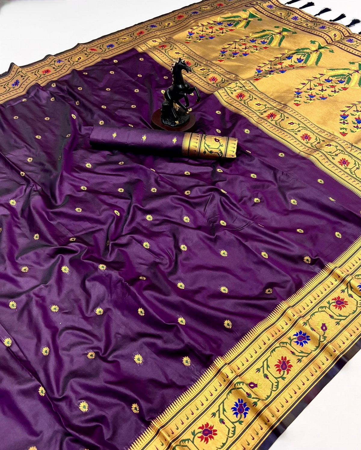Meenakari Zari Work Saree - Super Sarees