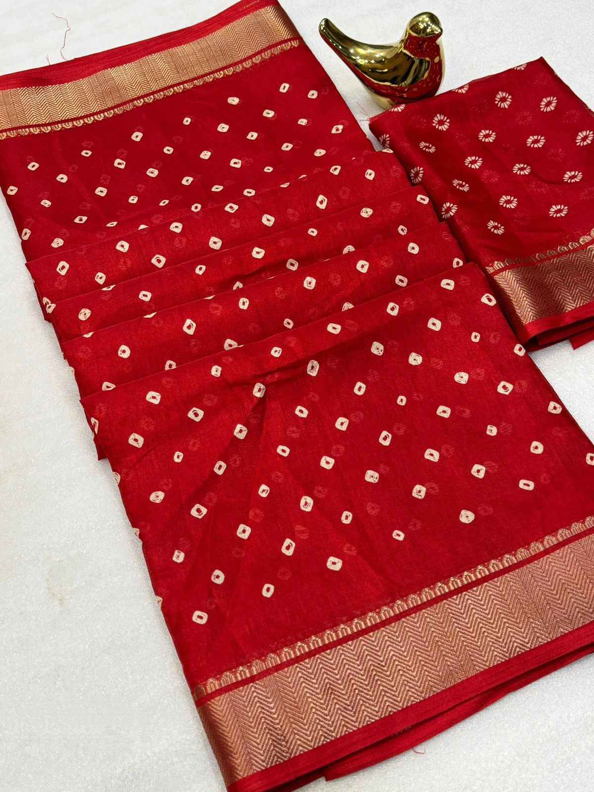 Beautiful Bandhani Print Saree