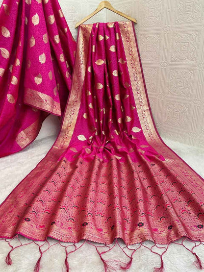 Elegant Crafted Silk Saree