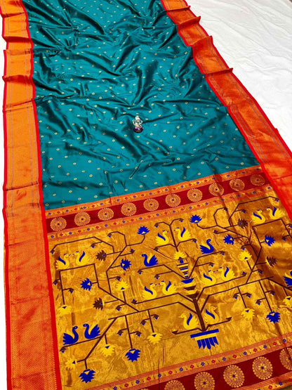 Beautiful Swan Paithani