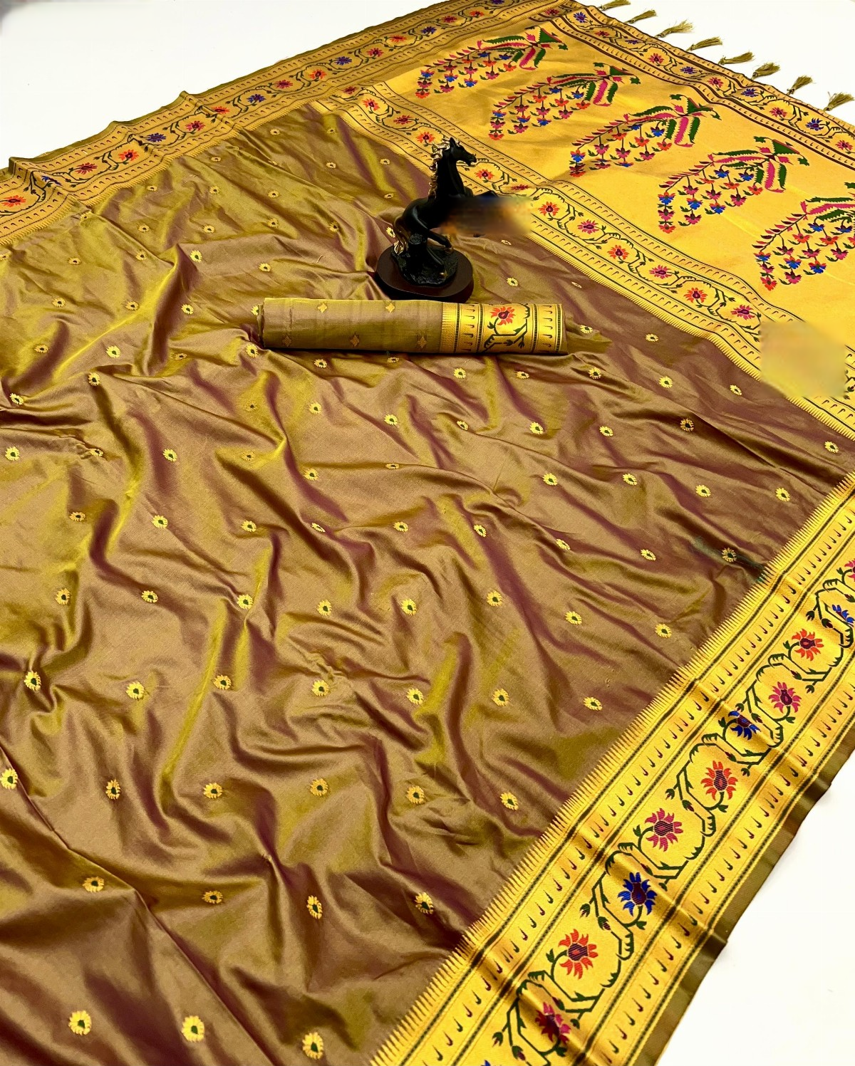 Meenakari Zari Work Saree - Super Sarees