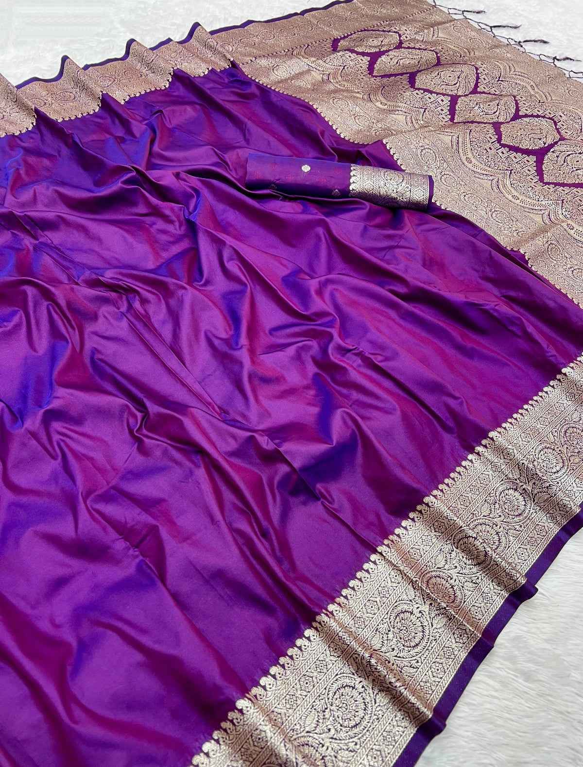 Beautiful Gala Silk Saree