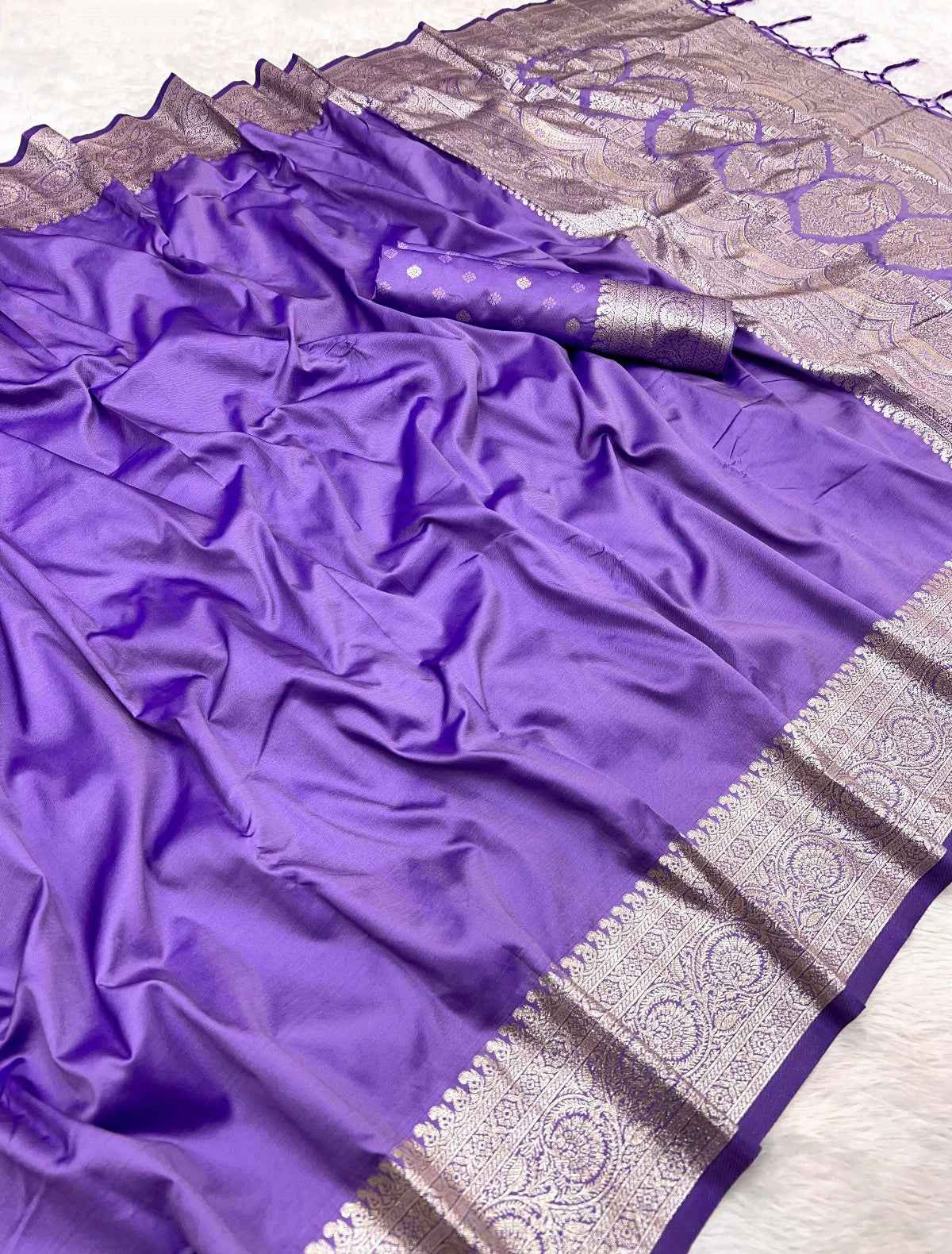 Beautiful Gala Silk Saree
