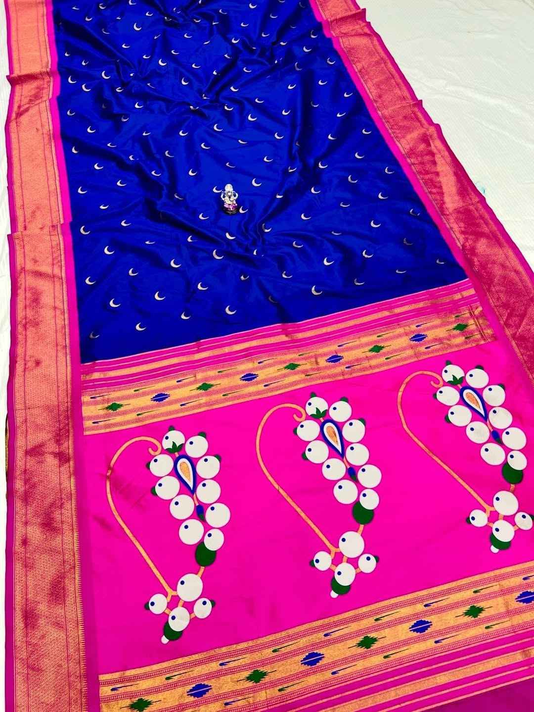 Nath Pallu Chandrakor Paithani