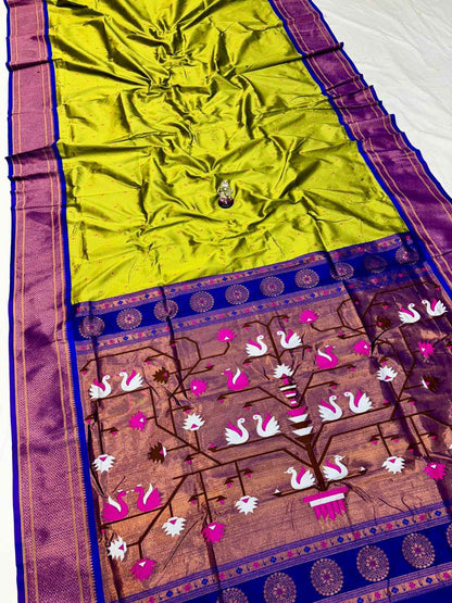 Beautiful Swan Paithani