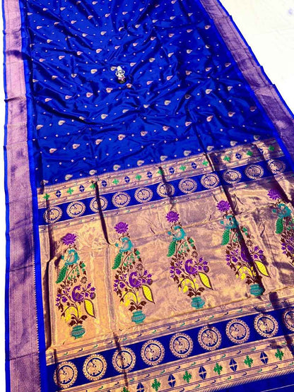 Janhvi Kadiyal Paithani