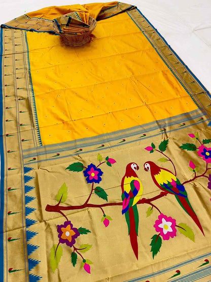 Lashmikaa Muniyaa Paithani