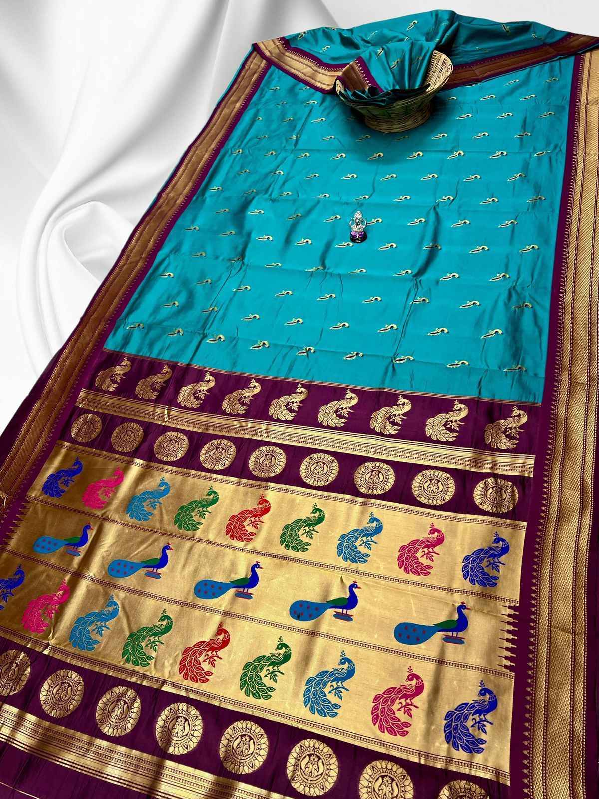 Ridhima Kadiyal Paithani