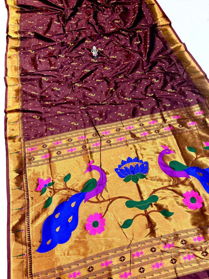 Tejasvi Muniyaa Paithani