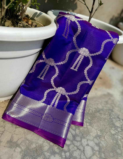 Hina Khan Inspired Silk Saree